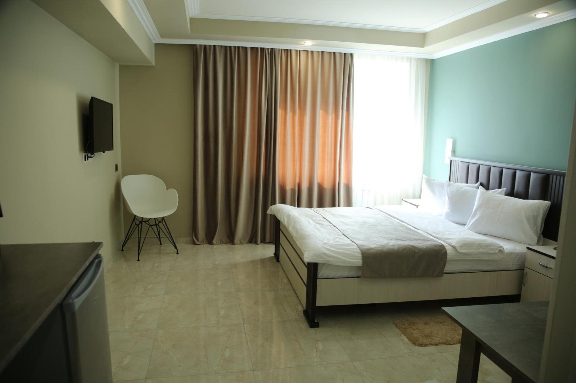 Vell Grey Hotel Martuni Exterior photo